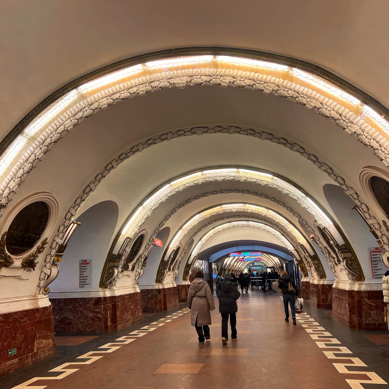 2025 год