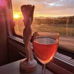 sing_travel_and_love