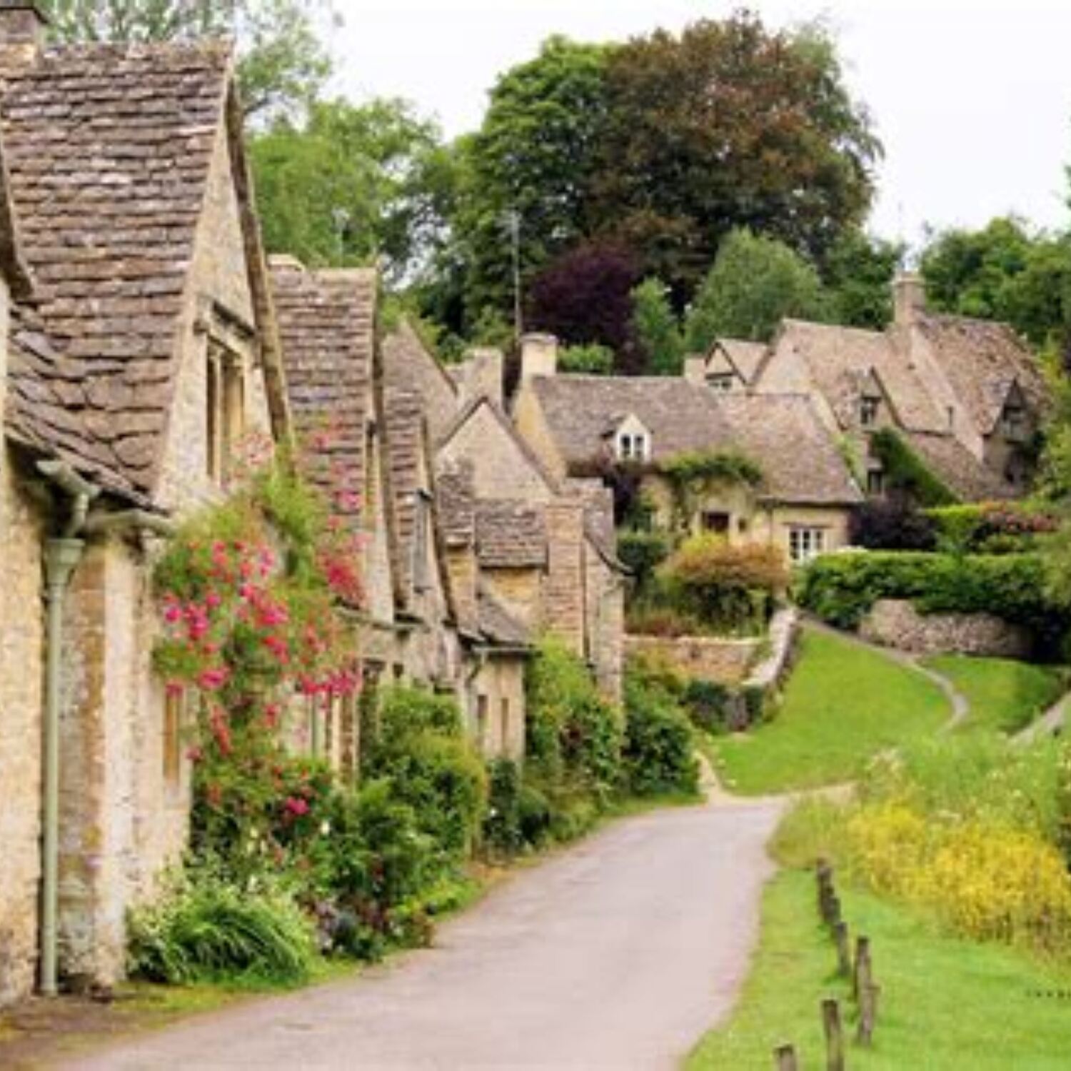Hiking in Bibury