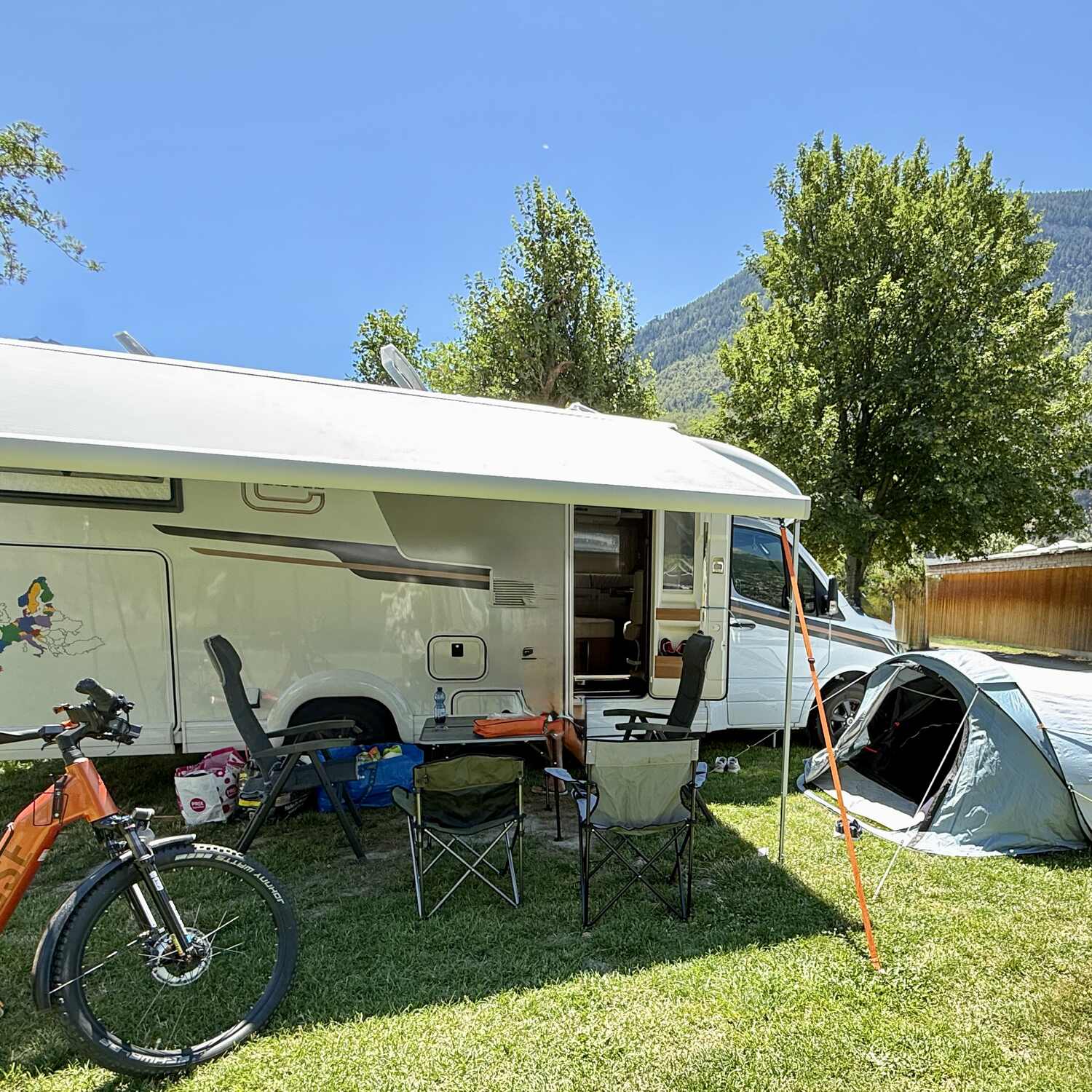 Mit Cassy und Laia ins Wallis