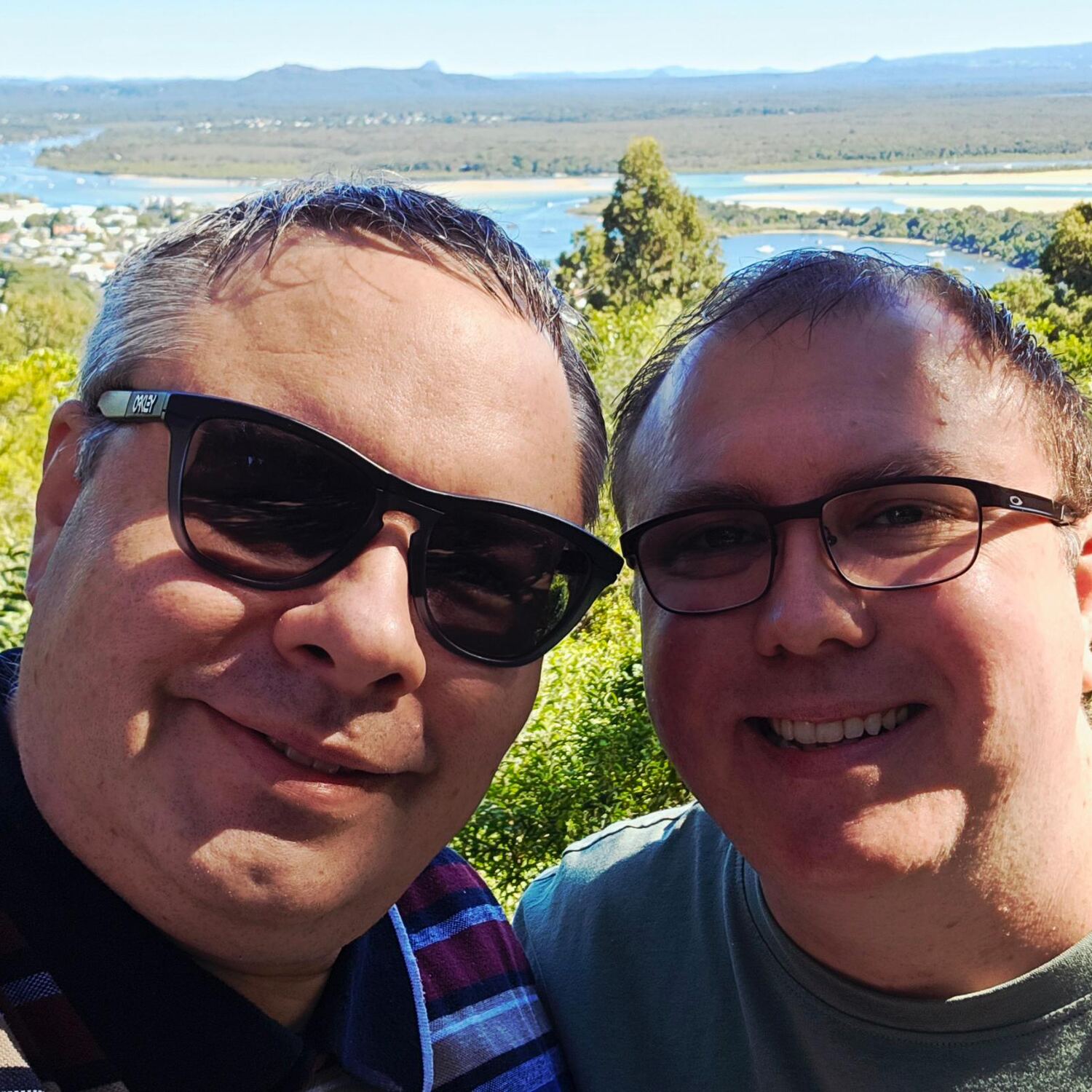 Noosa Anni + Mystery Picnic