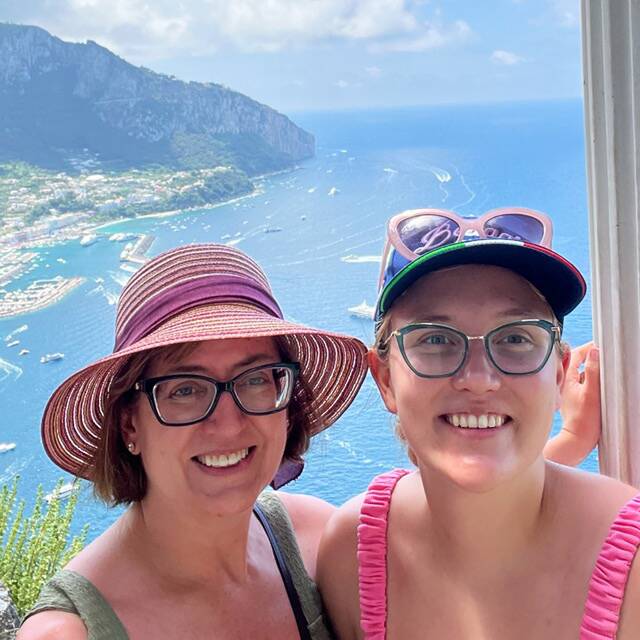 Sarah and Madeline Wendorf