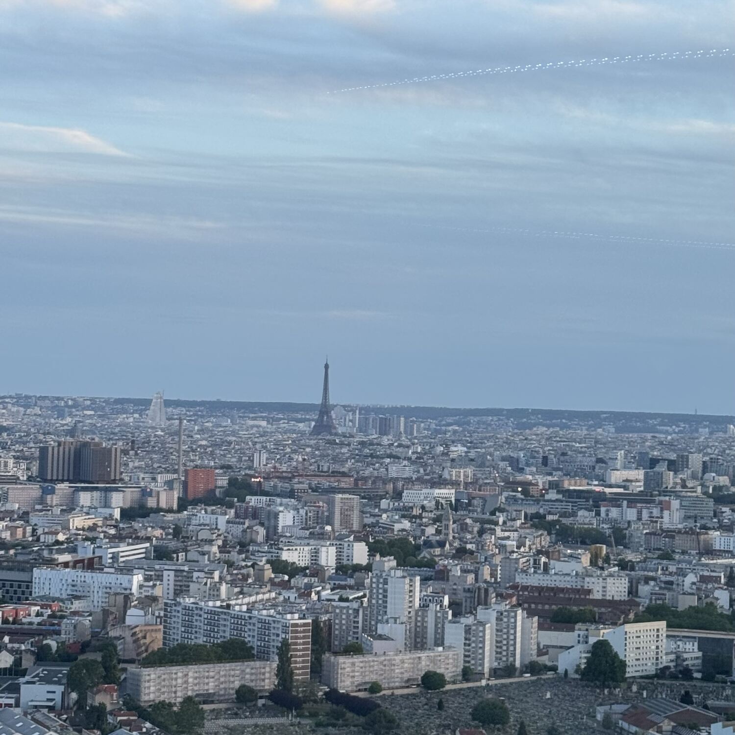 Paris mit 20 Frauen