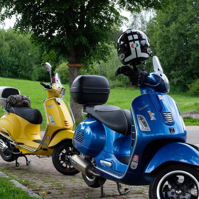 Vespatreffen in der Röhn