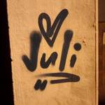 Juli Ausreißerin
