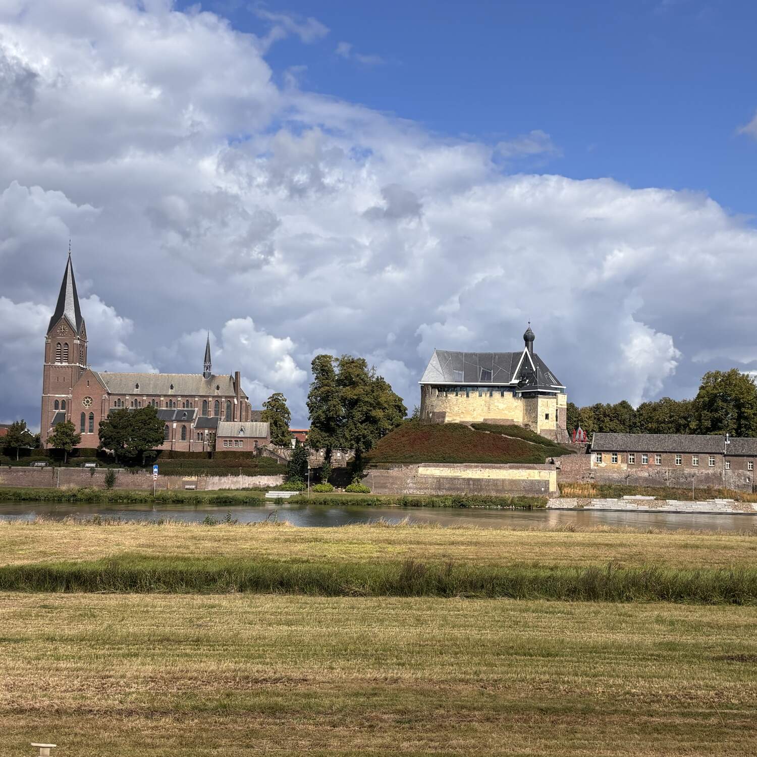 Radeln an der Maas