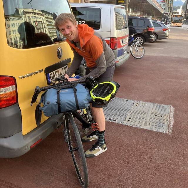 Baumi Ba