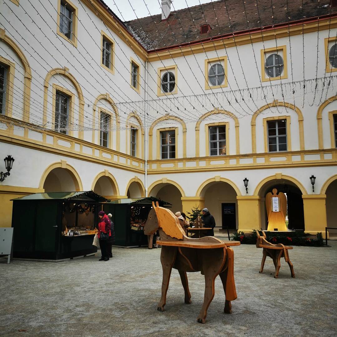 Schloss Hof Weihnachtsmarkt