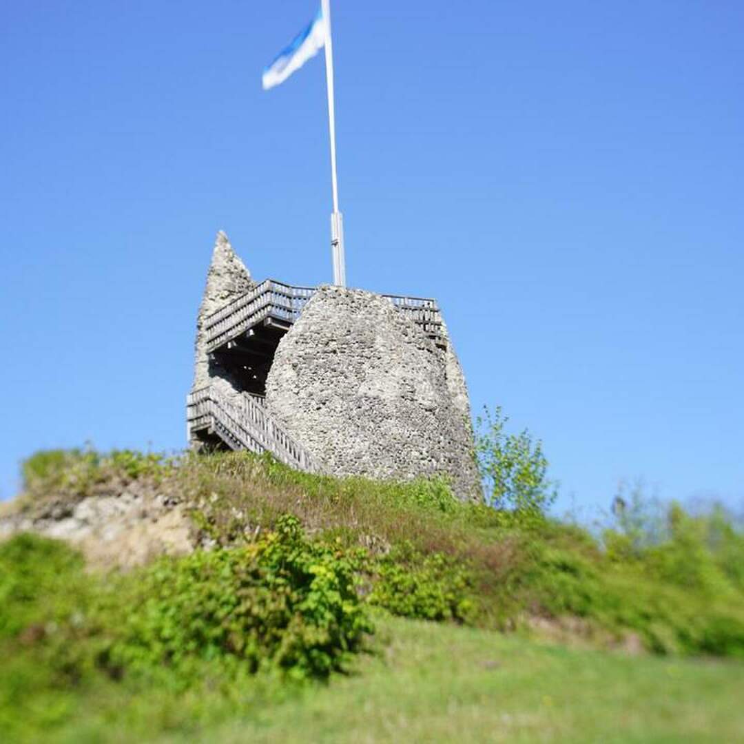Burgen und Ruinen Tour
