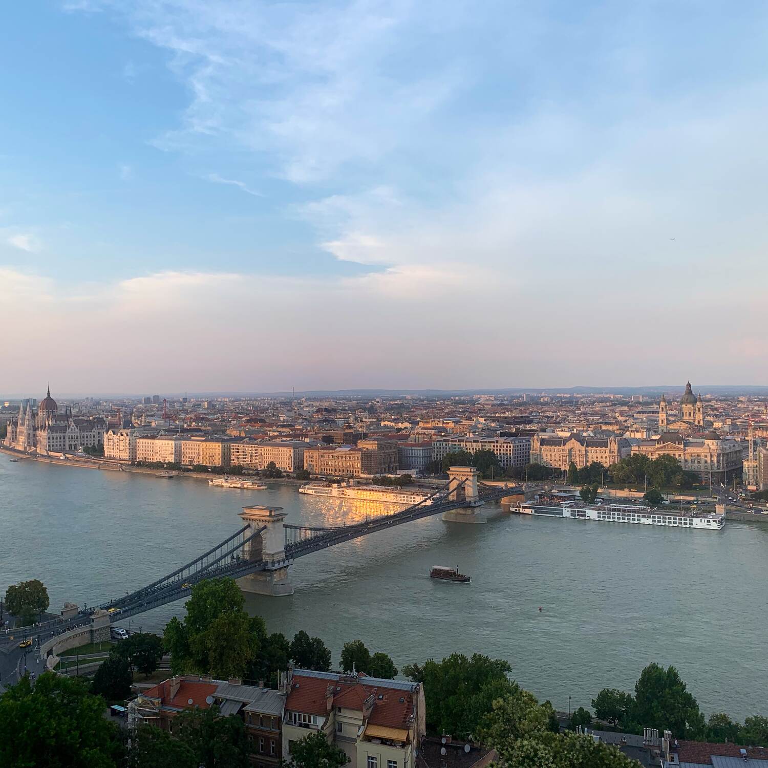Budapest - Yr 1, Hm 5