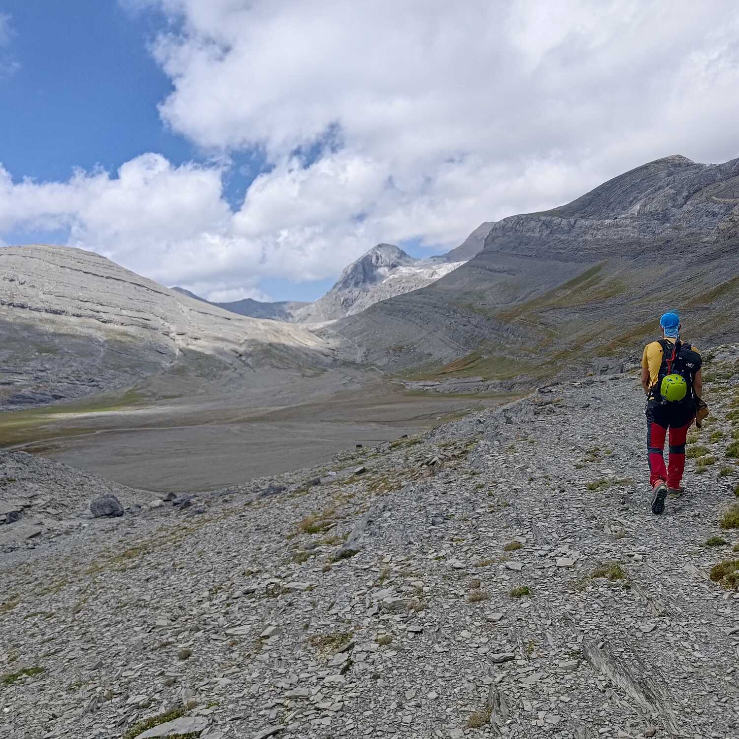 Trekking Pyrenees 2023