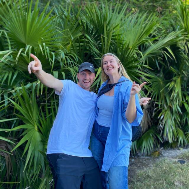 Sarah og Lasse på tur