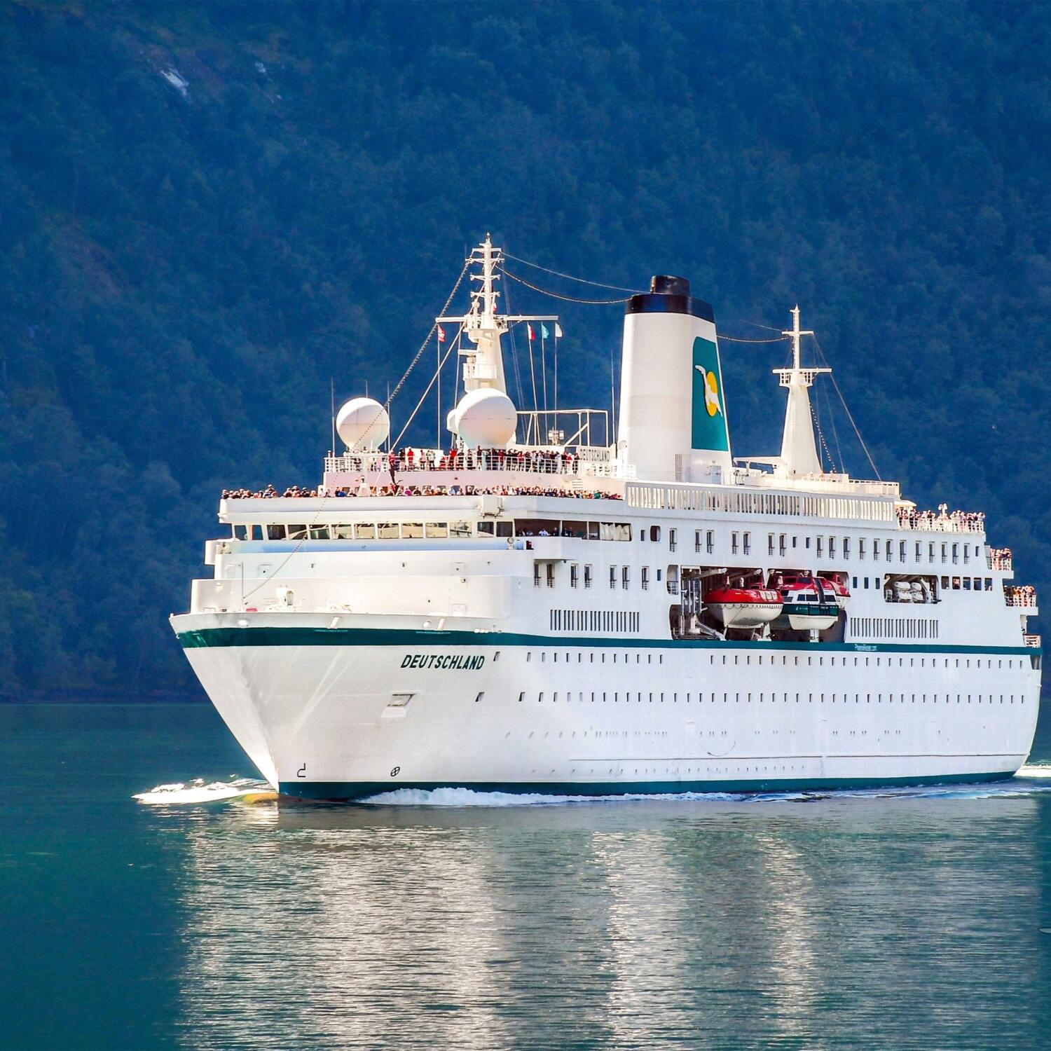 MS Deutschland zu den Inseln des Atlantiks