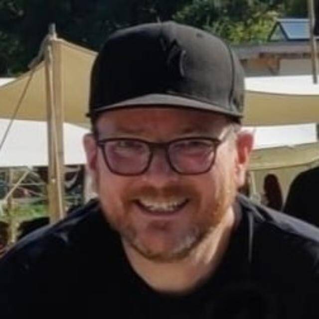 Arne Höltich