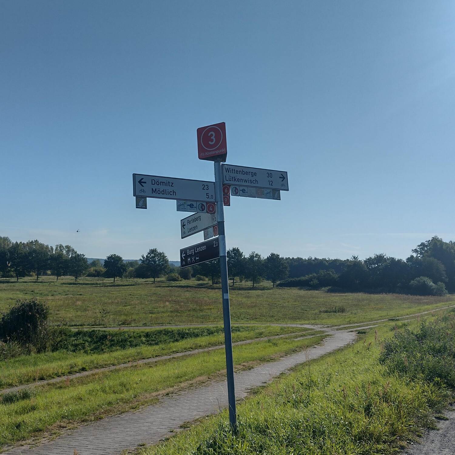 Immer an der Elbe entlang