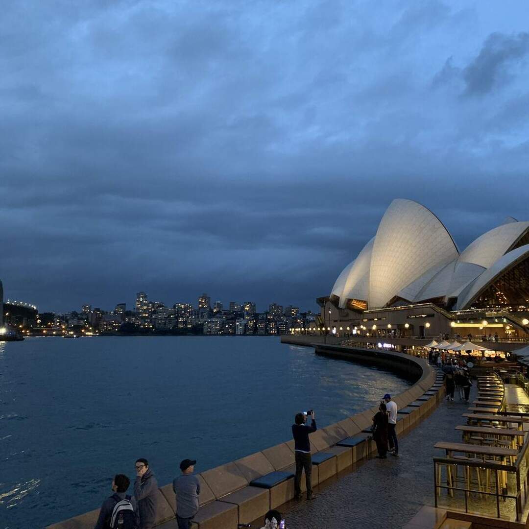 Australien