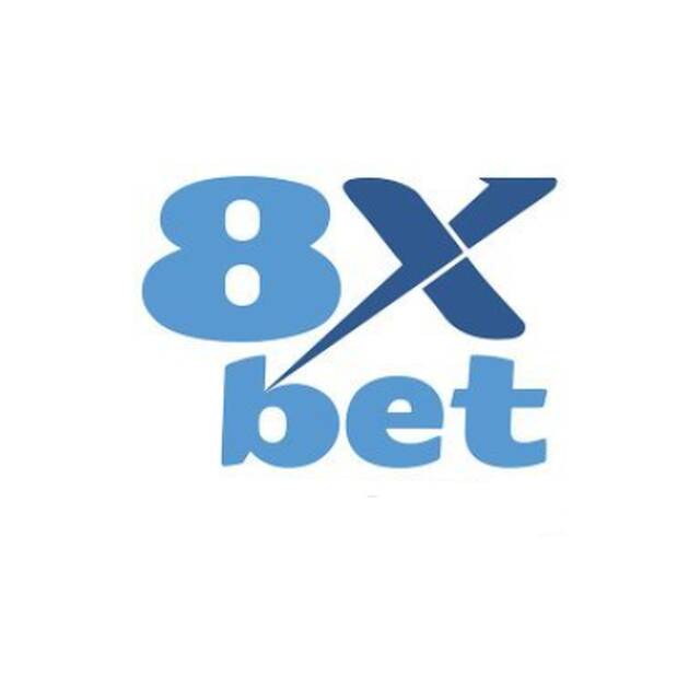 8xbet red