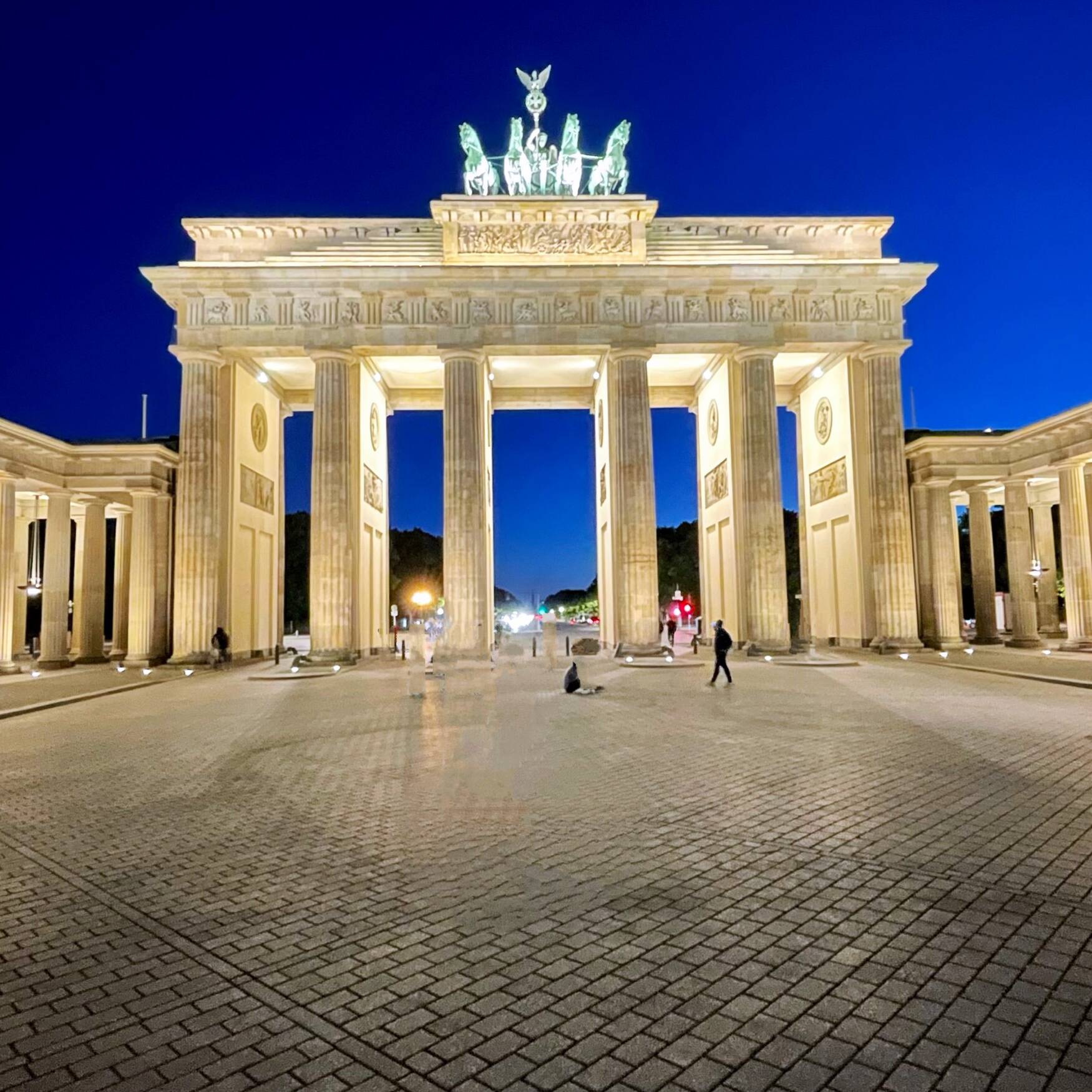 B.,B., wir fahren nach Berlin!