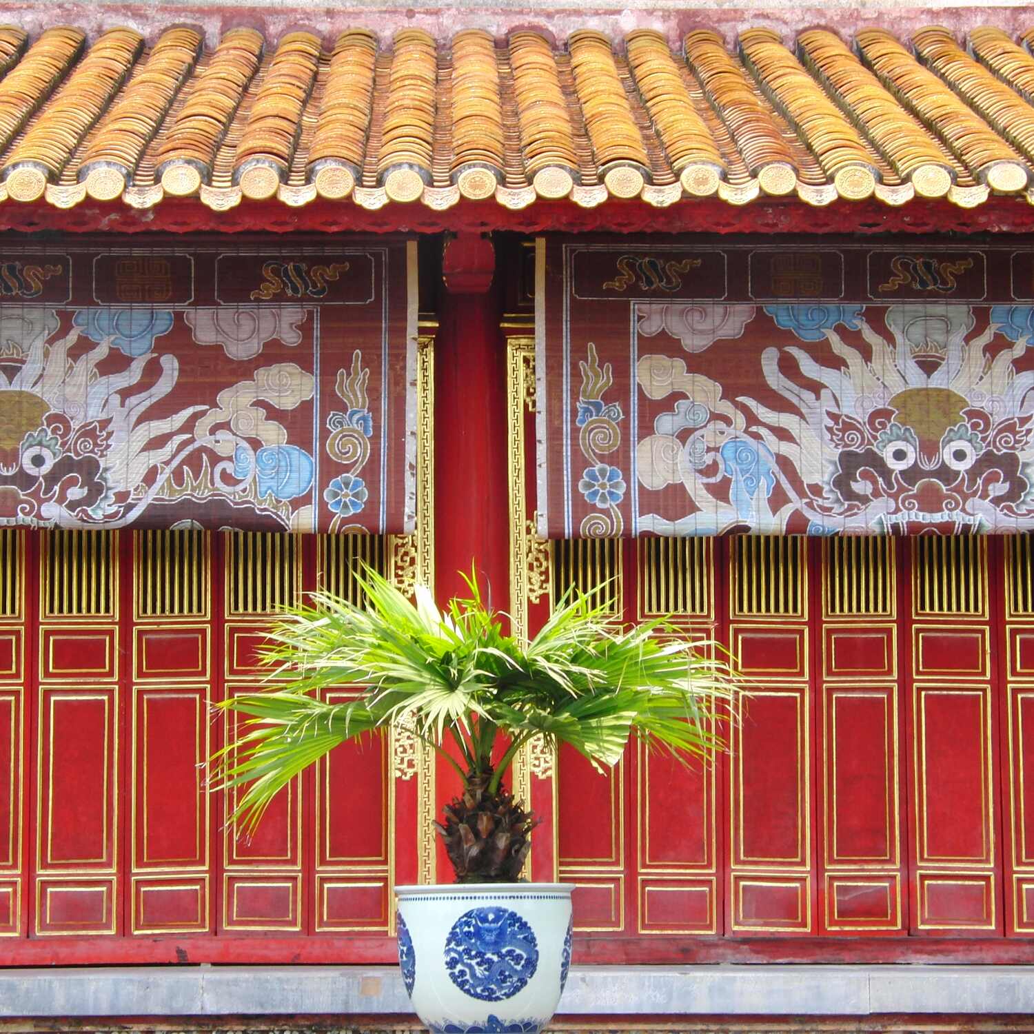Vietnam / Hanoi - Hue - Hoi An