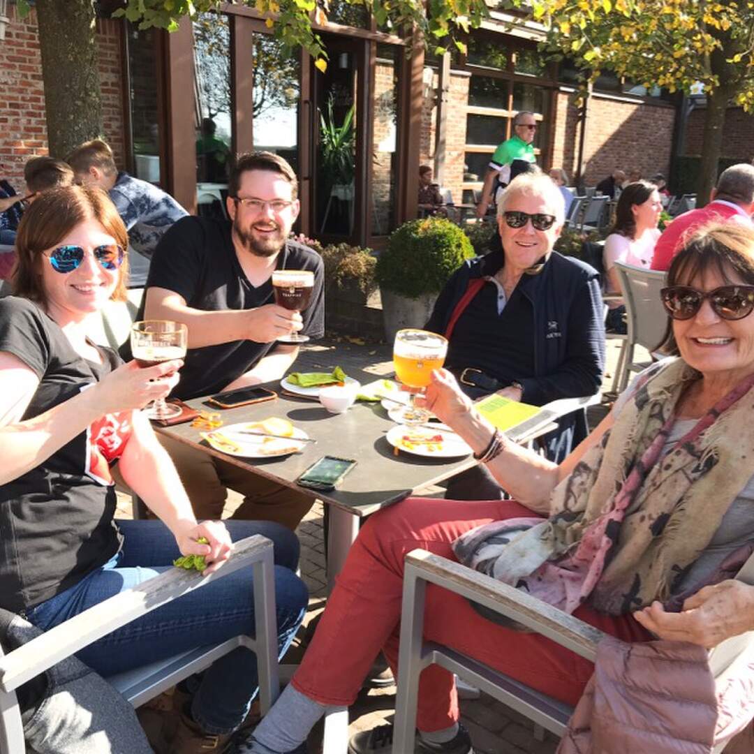 Pubs Plays and Pints
