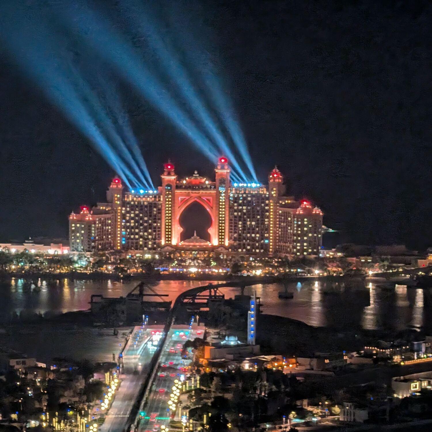 Dubai und Abu Dhabi 2025