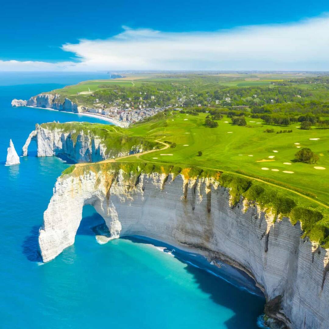 ETRÉTAT