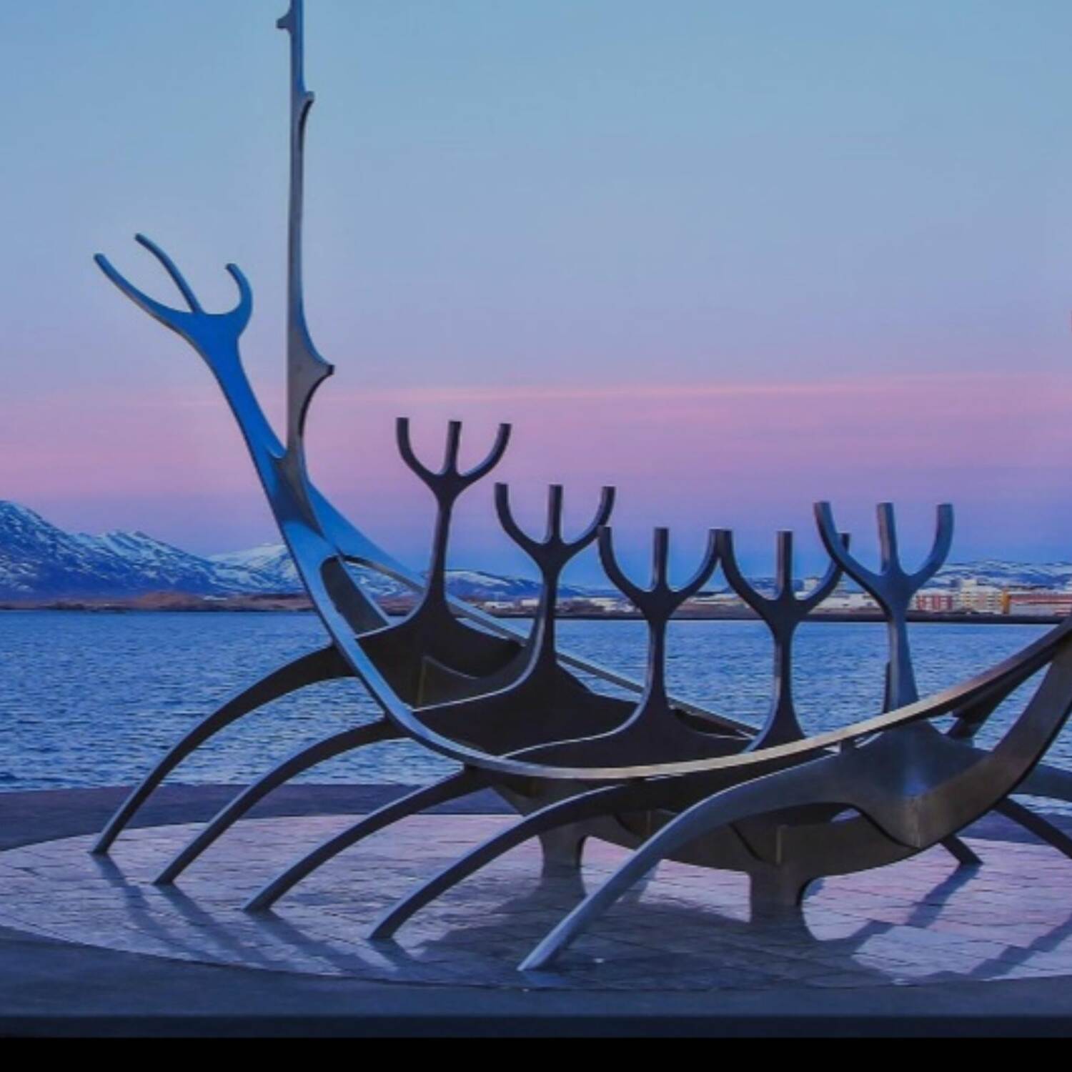 Ísland is calling