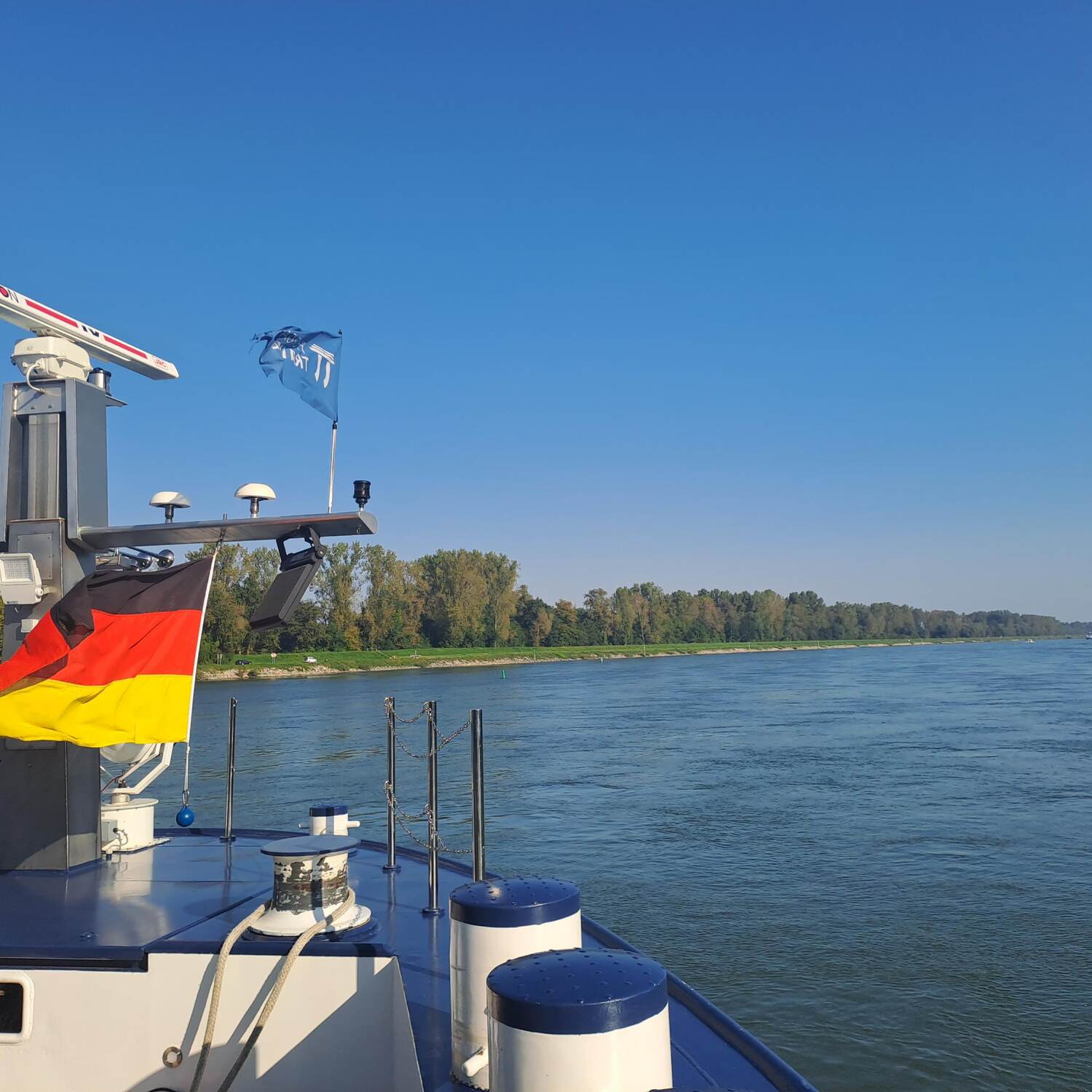 GENUSS DER SINNE AUF DEM RHEIN