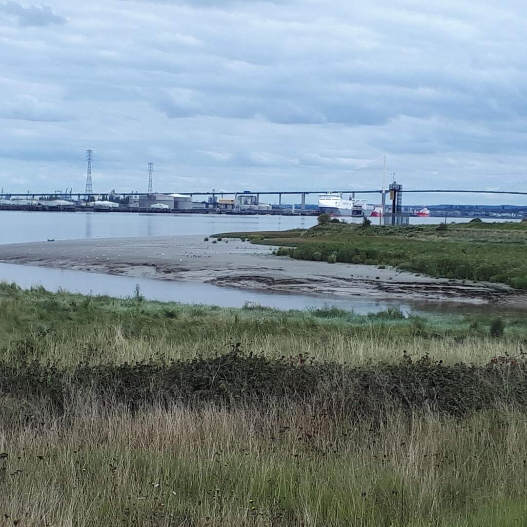 The Thames Path Extension