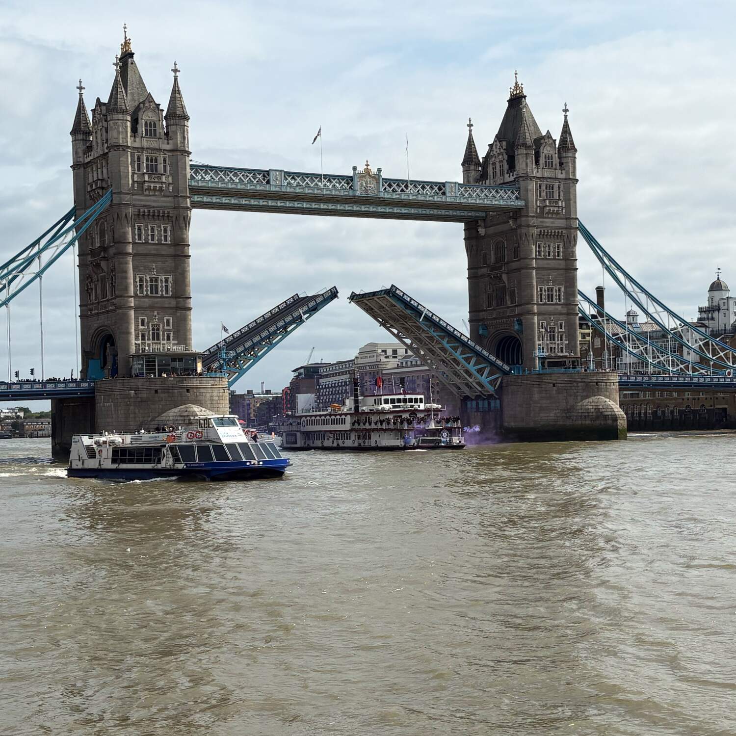 London und Portsmouth