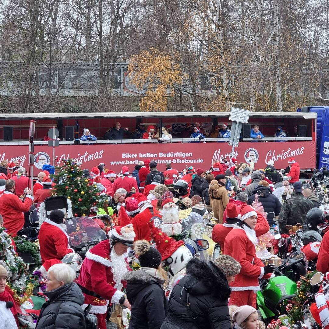 Santa Claus on Road 2022